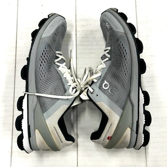 ON Cloudsurfer Glacier/Black Womens 10.5 Grey Black White Preowned - Picture 6 of 15